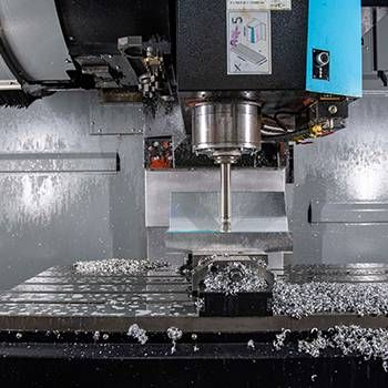 What are CNC Machine Tools? What are their advantages?